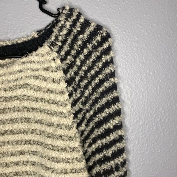 Ann Taylor Loft Fuzzy Striped Knit Soft Sweater Size Large - Picture 3 of 11